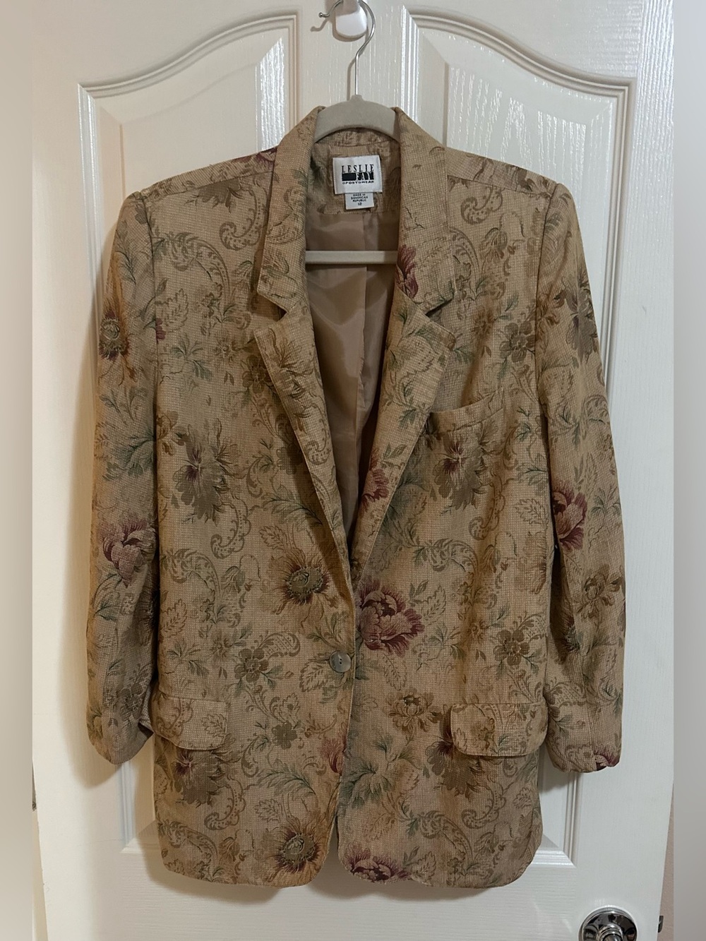 Women’s Vintage Leslie Fay Tapestry 90’s Tan Floral Romantic Button Blazer 12.‎